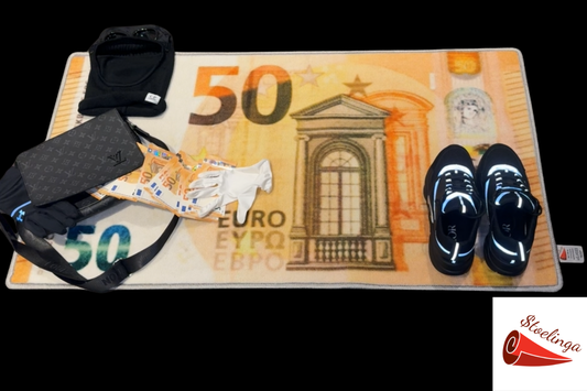 Artistieke foto van 1stoelinga 50 Edition tapijt met accessoires – design statement piece